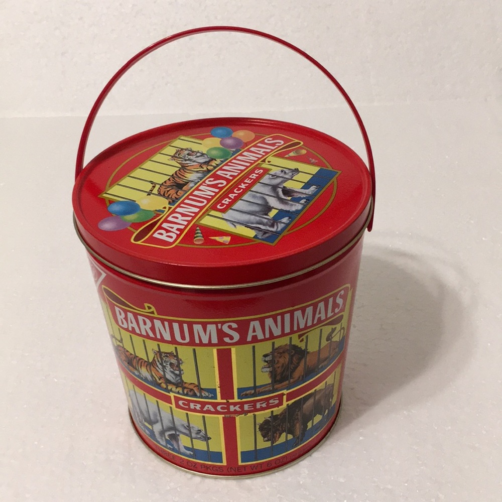 NABISCO BRANDS VINTAGE BARNUMS ANIMAL CRACKERS TIN